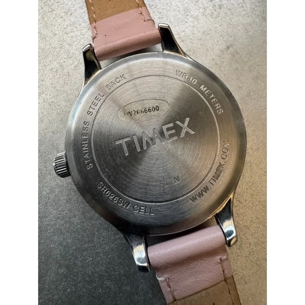 Timex quartz wristwatch